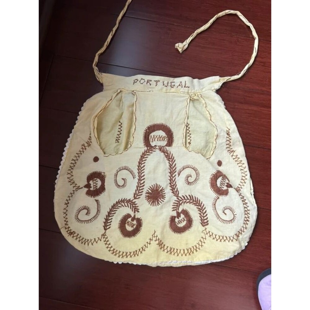 Vintage tiny apron